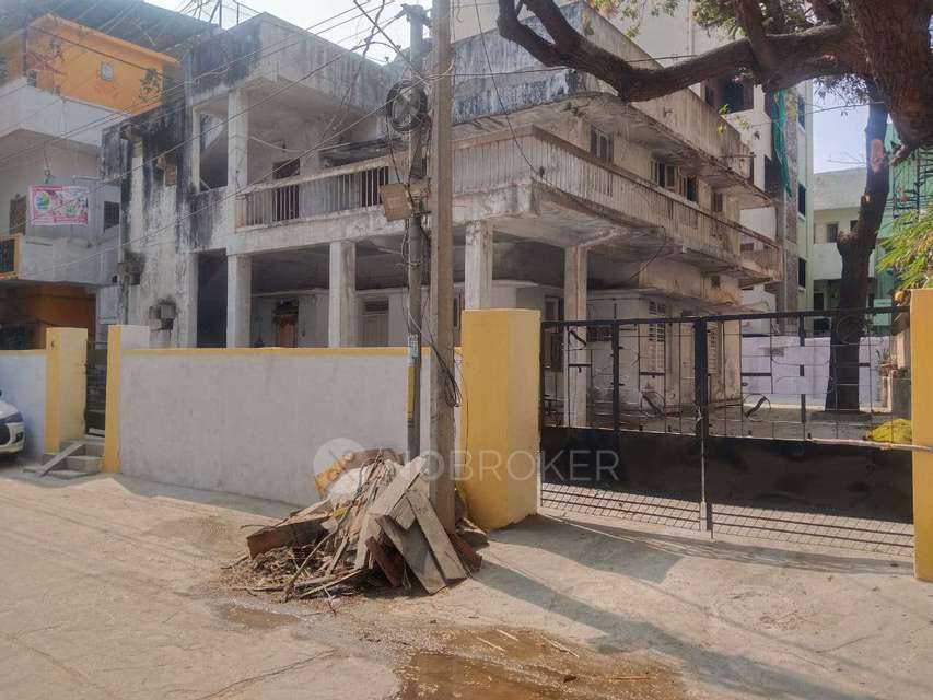 Commercial Property in Vidhya Nagar, Hyderabad for Rent 
