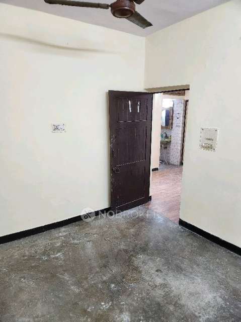 2 BHK Flat In Hari Kunj For Sale  In Rajouri Garden
