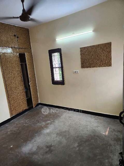 2 BHK Flat In Hari Kunj For Sale  In Rajouri Garden