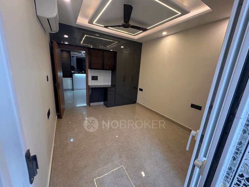 3 BHK Flat In Crossings Republik , Ghaziabad for Rent  In Ghaziabad