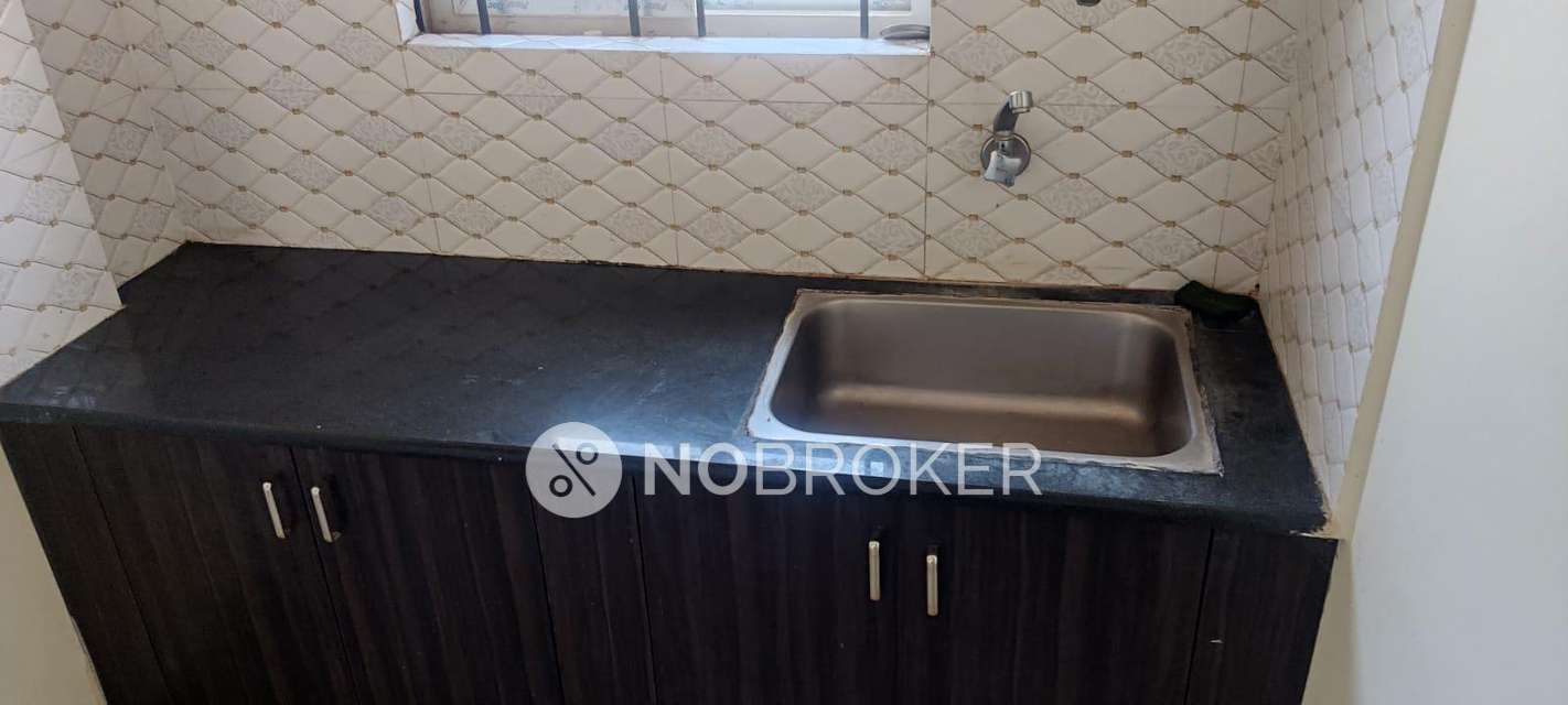 4+ BHK Flat In Maruti Residency For Sale  In Munnekollal