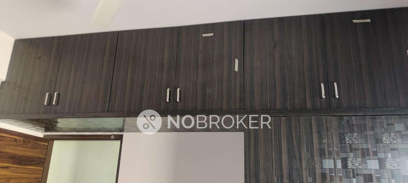 4+ BHK Flat In Maruti Residency For Sale  In Munnekollal