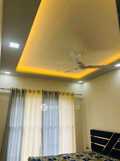 2 BHK Flat In Sunteck Maxx World For Sale  In Naigaon East