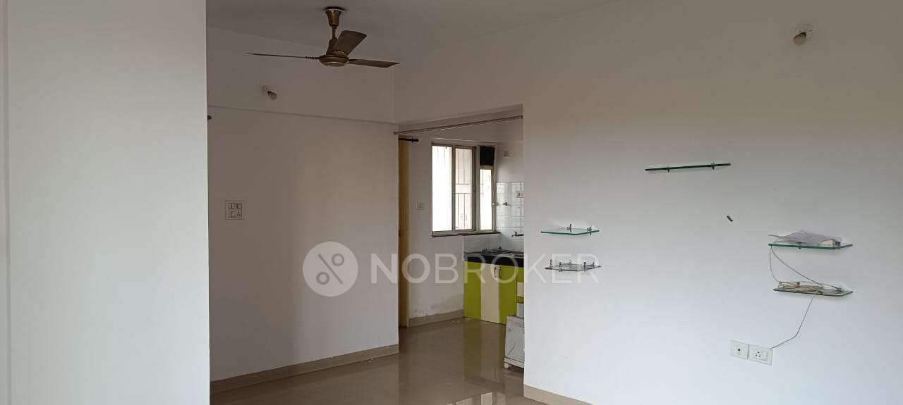 2 BHK Flat In Manjri Greenwoods for Rent  In Hadapsar