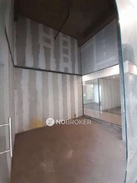 Shop in Sector 132, Noida for sale 