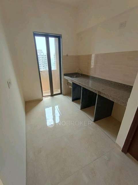 Single Room for Female In 1 BHK  In Sunteck Maxx World In Naigaon East