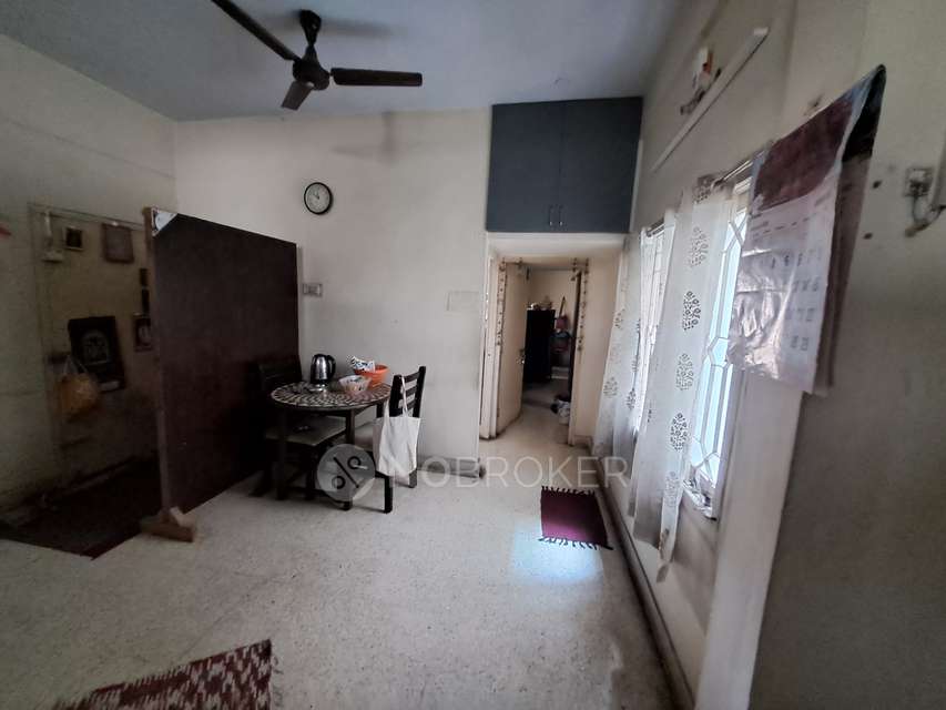 2 BHK Flat In Greenland Towers for Rent  In Begumpet