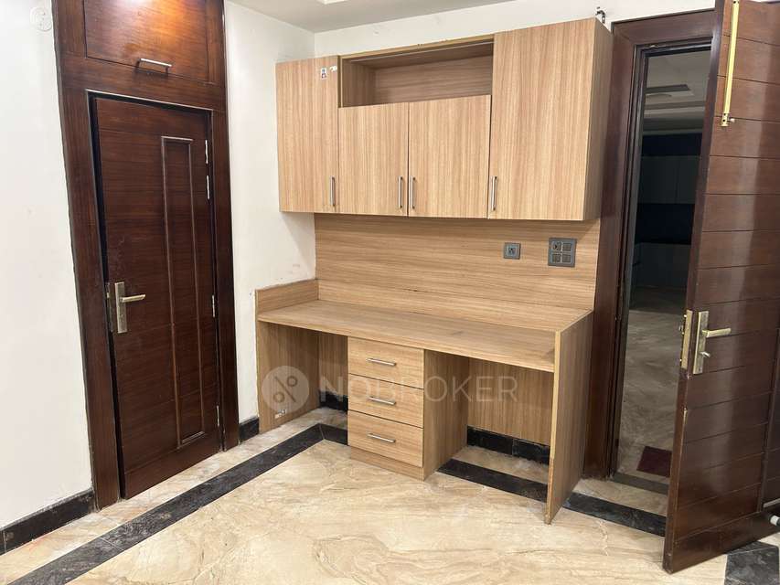 4 BHK Flat In Builder Floor For Sale  In Sector 21c