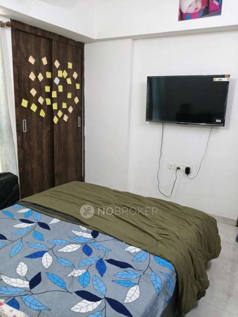 1 BHK Flat In Lodha Amara For Sale  In Thane