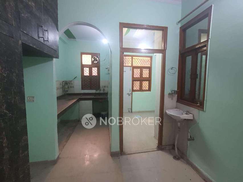 2 BHK Flat For Sale  In Shakarpur