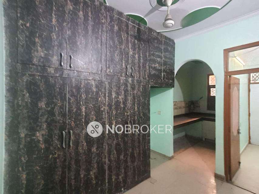 2 BHK Flat For Sale  In Shakarpur