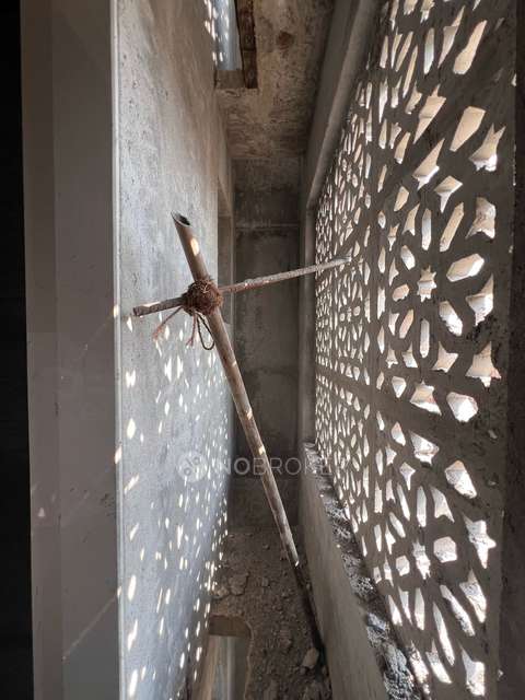 2 BHK Flat In Veer Vishwa For Sale  In Thane West