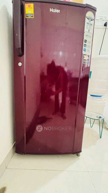 Shared Room for Female In 2 BHK  In Royal Oak In Wakad