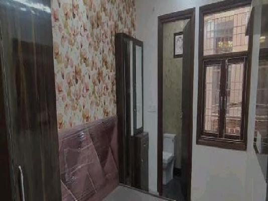 3 BHK Flat In Sb For Sale  In Palam Sadh Nagar Part 2
