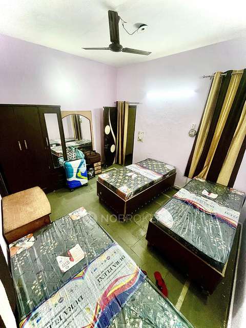 PG for Boys in Laxmi Nagar