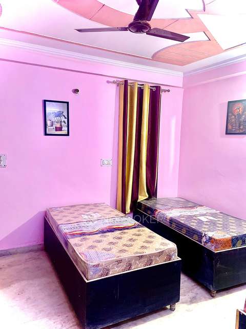 PG for Boys in Laxmi Nagar