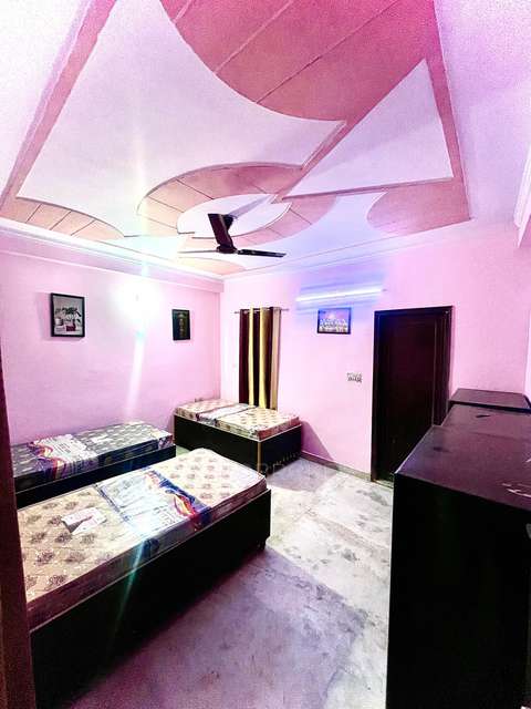 PG for Boys in Laxmi Nagar