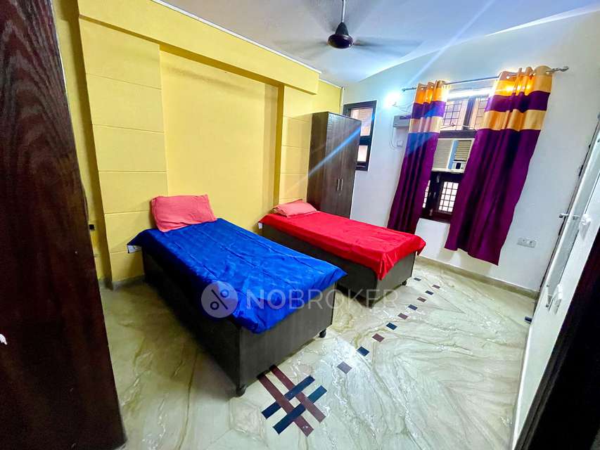 PG for Boys in Laxmi Nagar