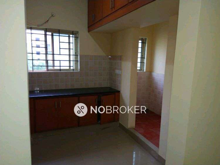 2 BHK Flat In Sri Guru Pratham For Sale  In Panathur