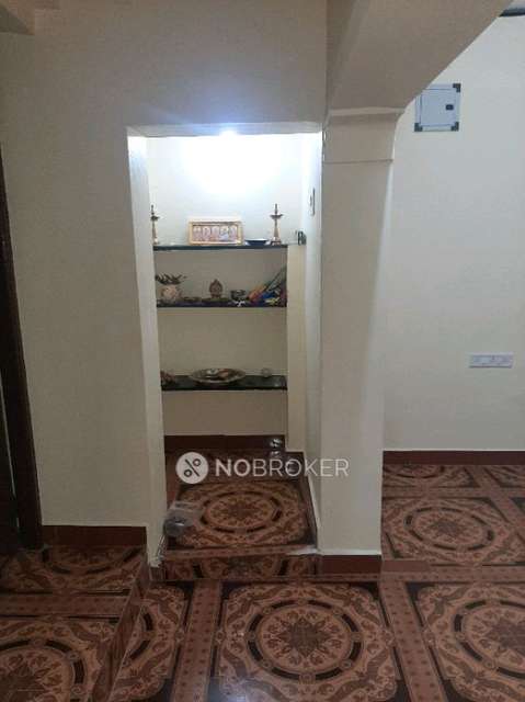 2 BHK Flat In Navarathana Colony  For Sale  In K. K. Nagar,