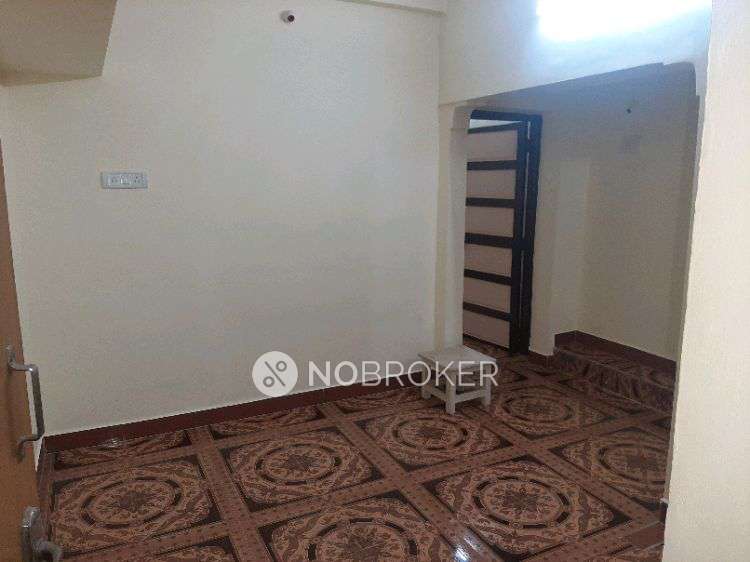 2 BHK Flat In Navarathana Colony  For Sale  In K. K. Nagar,