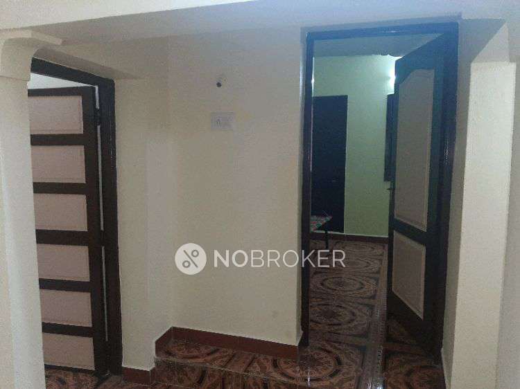 2 BHK Flat In Navarathana Colony  For Sale  In K. K. Nagar,