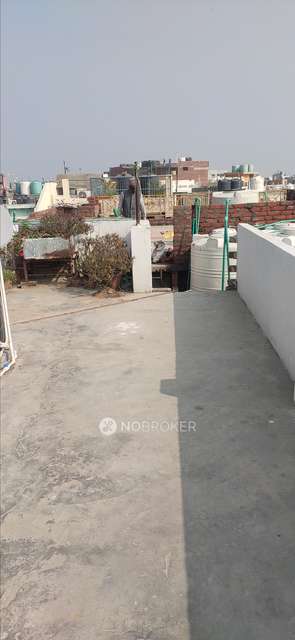 2 BHK Flat For Sale  In Okhla