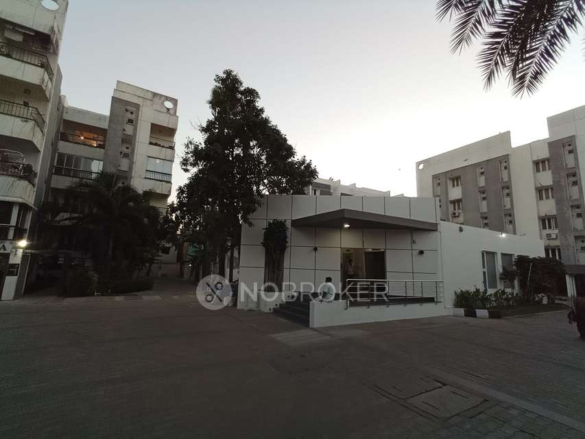 3 BHK Flat In Palmera Garden for Rent  In Thoraipakkam