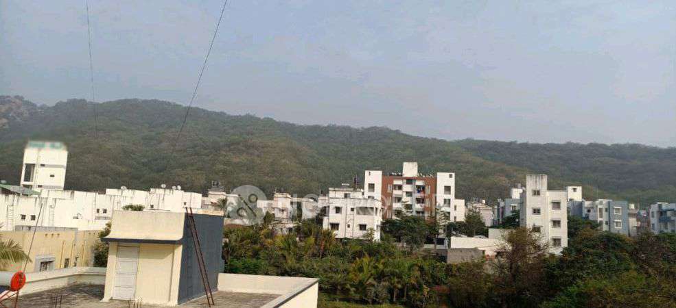 1 BHK Flat In Shreeji Silvana for Lease  In Somatane