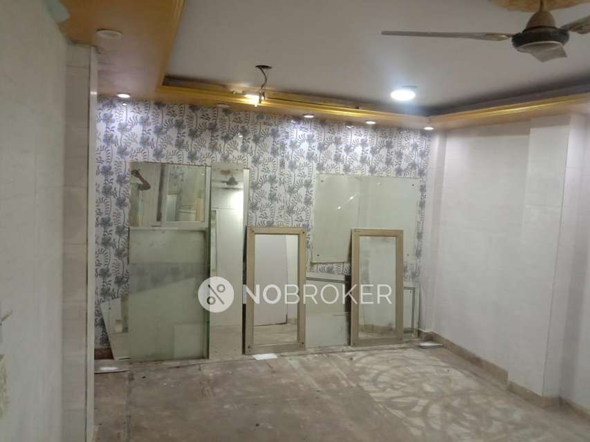 3 BHK Flat In Builder Floor  For Sale  In Jeewan Nagar