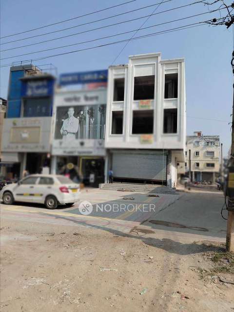 Showroom in New Industrial Town, Faridabad for Rent 