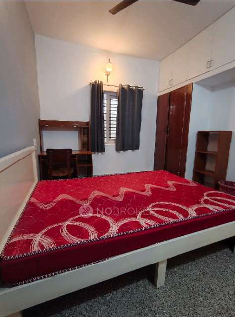 Single Room for Female In 2 BHK  In Kammanahalli, Ramiah Layout