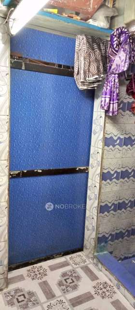 1 RK House For Sale  In Dahisar East