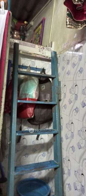 1 RK House For Sale  In Dahisar East