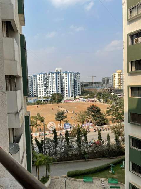 2 BHK Flat In Gera Emerald City, Kharadi for Rent  In Kharadi