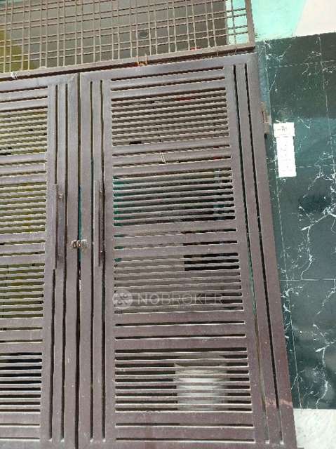 1 RK House for Rent  In Ashok Vihar Phase Iii 