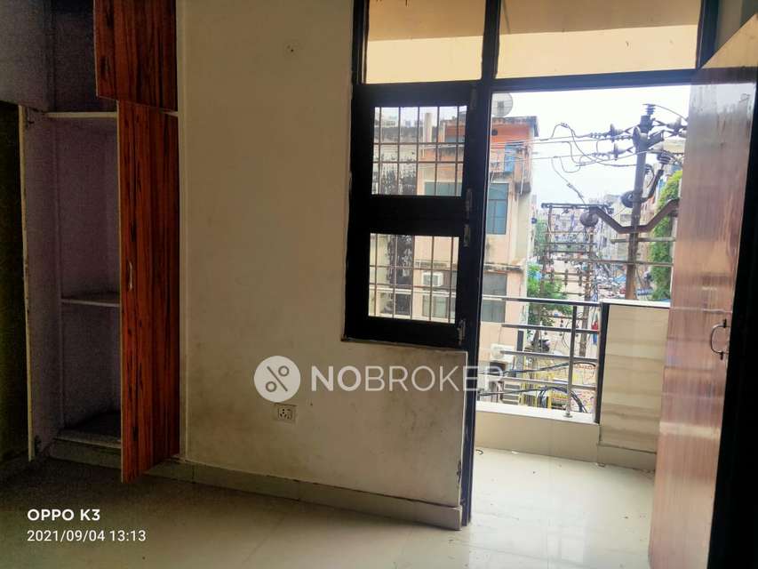 1 BHK Flat In Aprtment For Sale  In Shalimar Garden