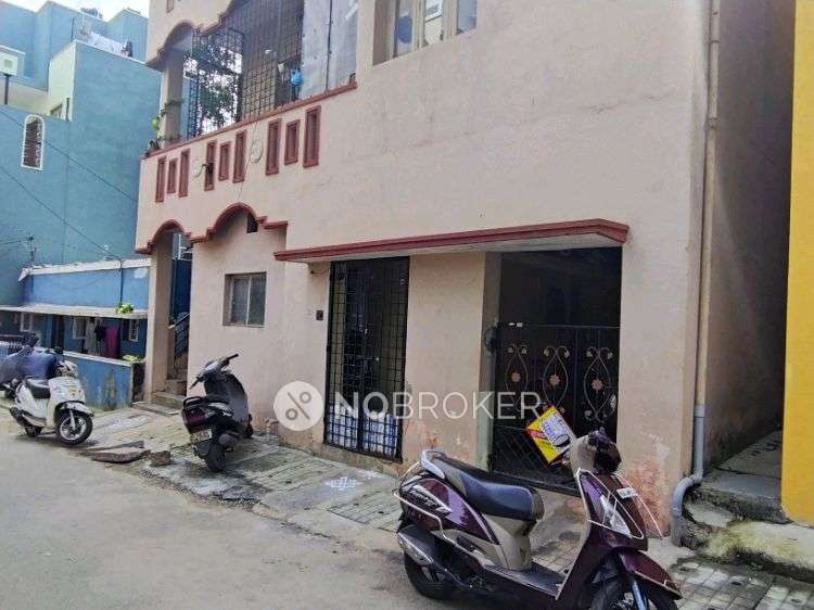 2 BHK Flat In Standalone Building  For Sale  In Jalahalli East 