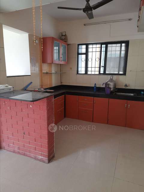 2 BHK Flat In Platinum Towers for Rent  In Wakad