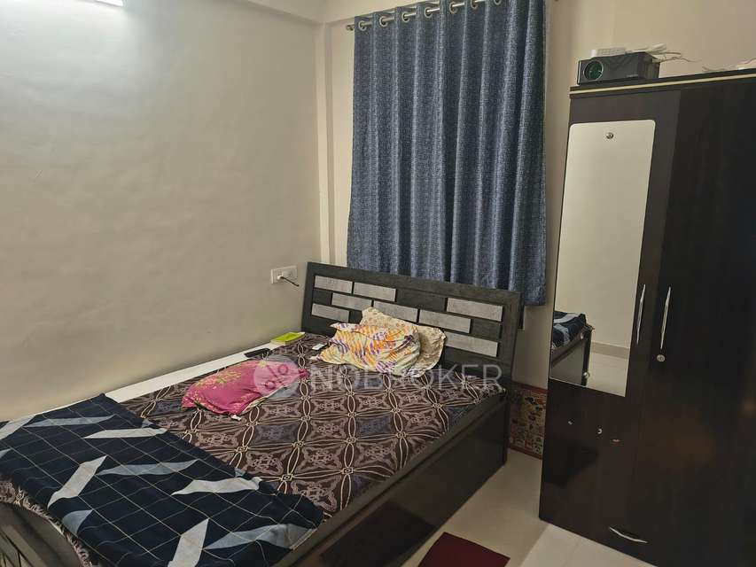 1 BHK Flat In Standalone Building   for Rent  In Dhanori