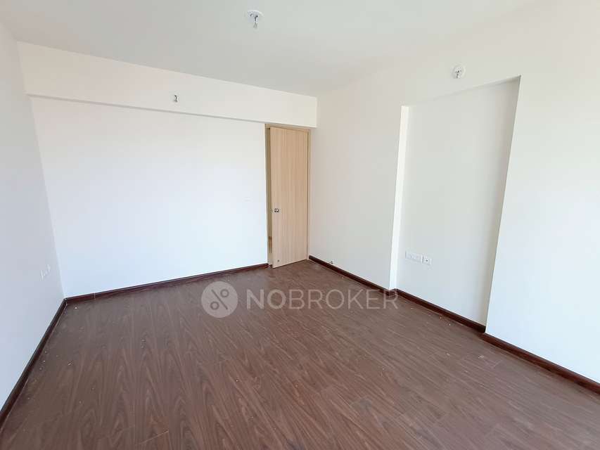 4 BHK Flat In Rajesh Raj Infinia For Sale  In Malad West