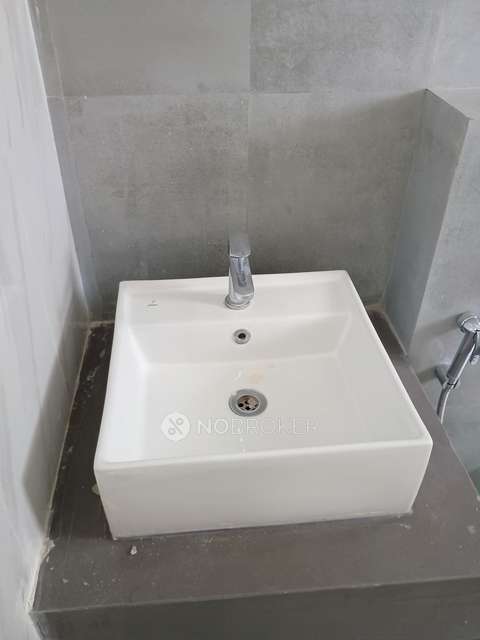 4 BHK Flat In Rajesh Raj Infinia For Sale  In Malad West