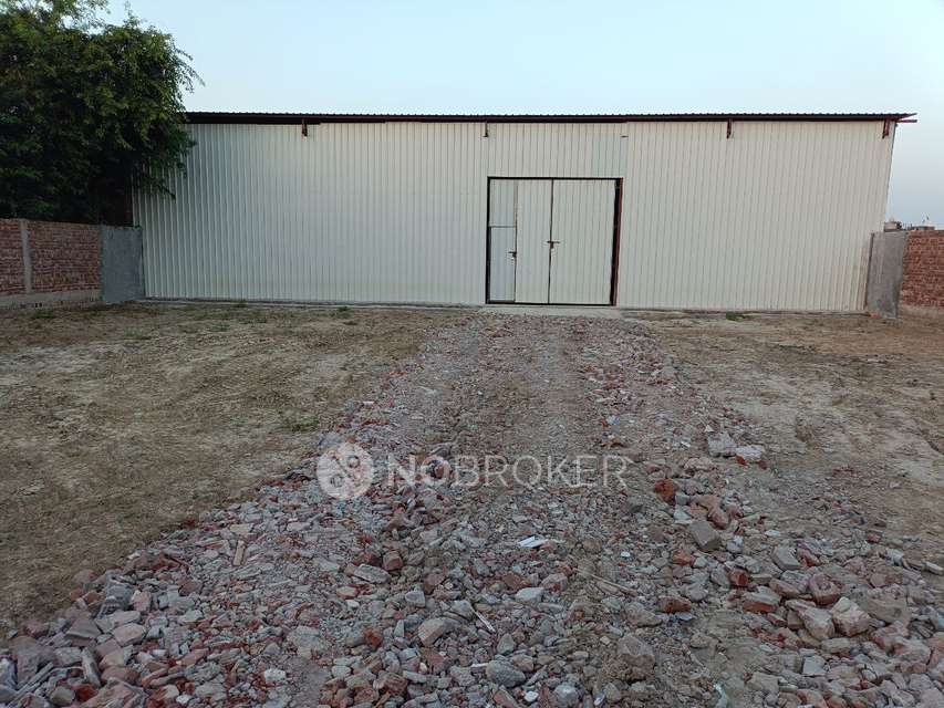Godown/Warehouse in Loni Industrial Area, Ghaziabad for Rent 