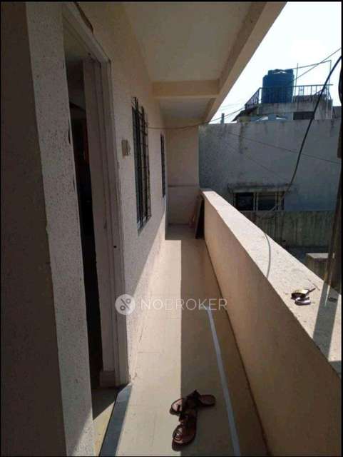 Shared Room for Female In 1 RK  In Sidh Aai Apartment In Kothrud