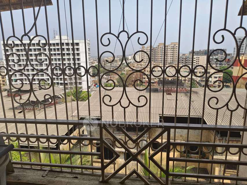 2 BHK Flat In Konark Gardens For Sale  In Badlapur