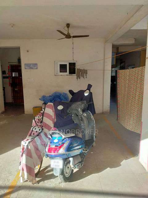 2 BHK Flat In Shree Castle For Sale  In Kundrathur