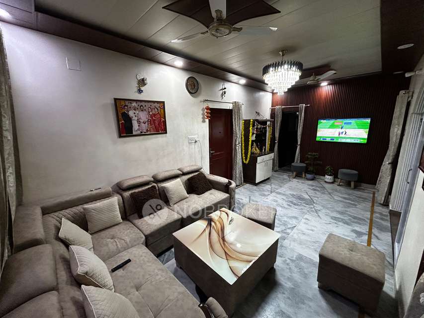 4+ BHK Flat For Sale  In Sector 10 Hbc