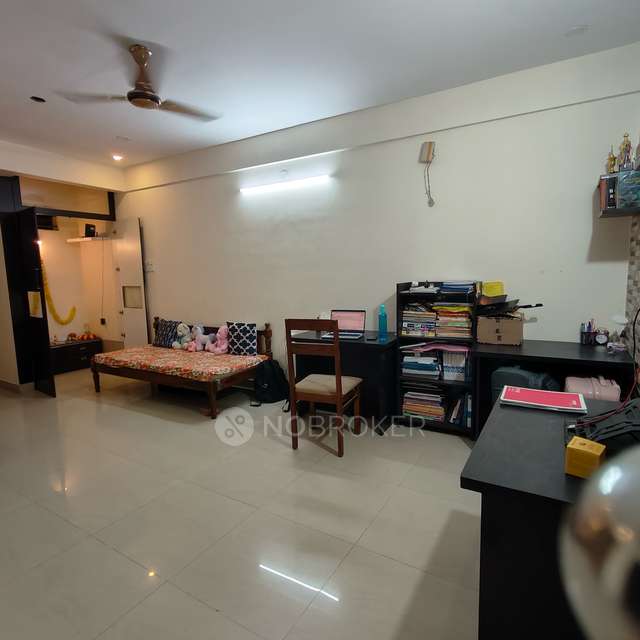 Shared Room for Female In 2 BHK  In Sri Lakshmi Lakshmi Residency In Bellandur