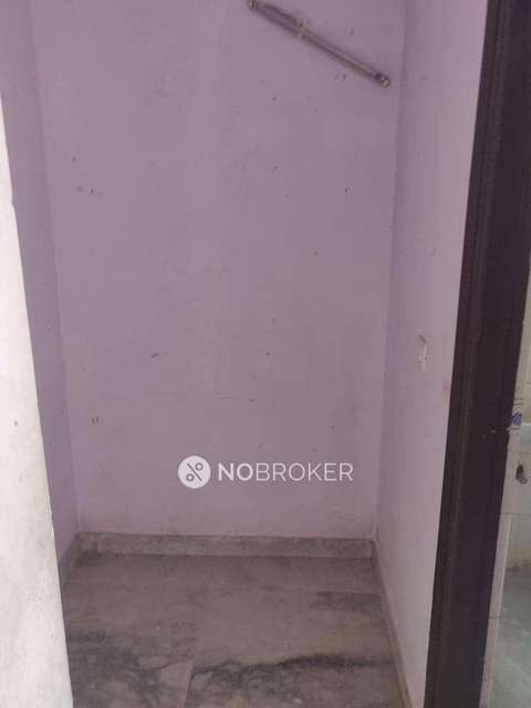 3 BHK Flat In Regency Park For Sale  In Sector 2