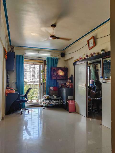 1 BHK Flat In Hree Akkalkot Niwas For Sale  In Kandivali West